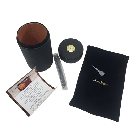 Scotte Humidor Black Leather Cedar Lined Glow Hygrometer Velvet Pouch - Picture 2 of 11